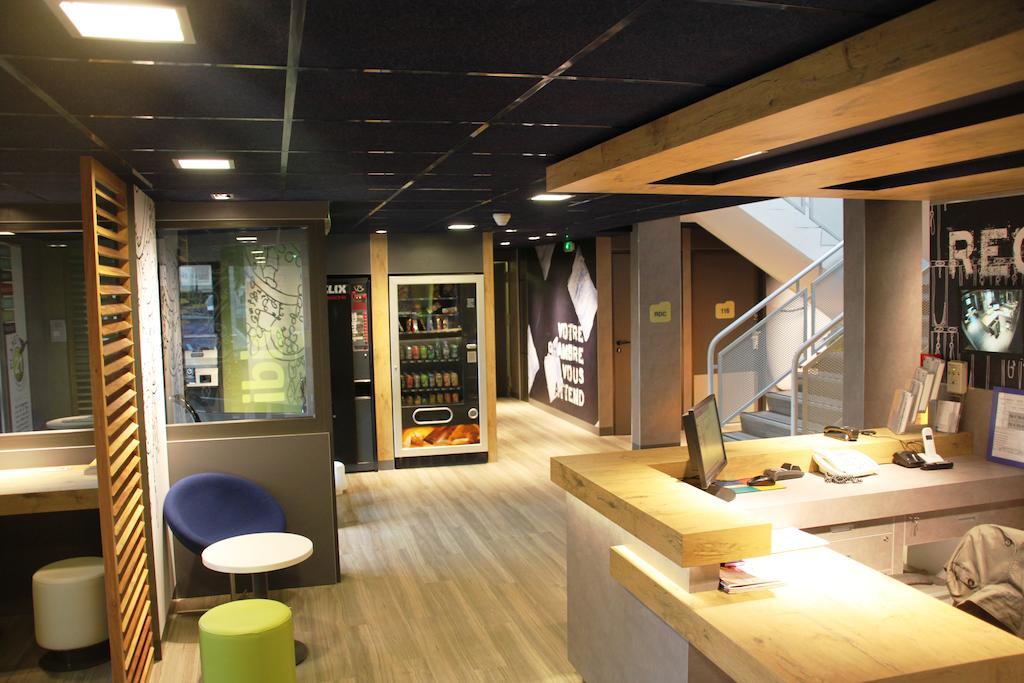 Ibis Budget Versailles Chateau Saint Cyr L'Ecole מראה חיצוני תמונה