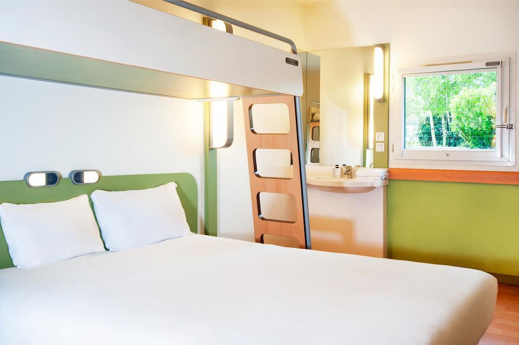 Ibis Budget Versailles Chateau Saint Cyr L'Ecole חדר תמונה